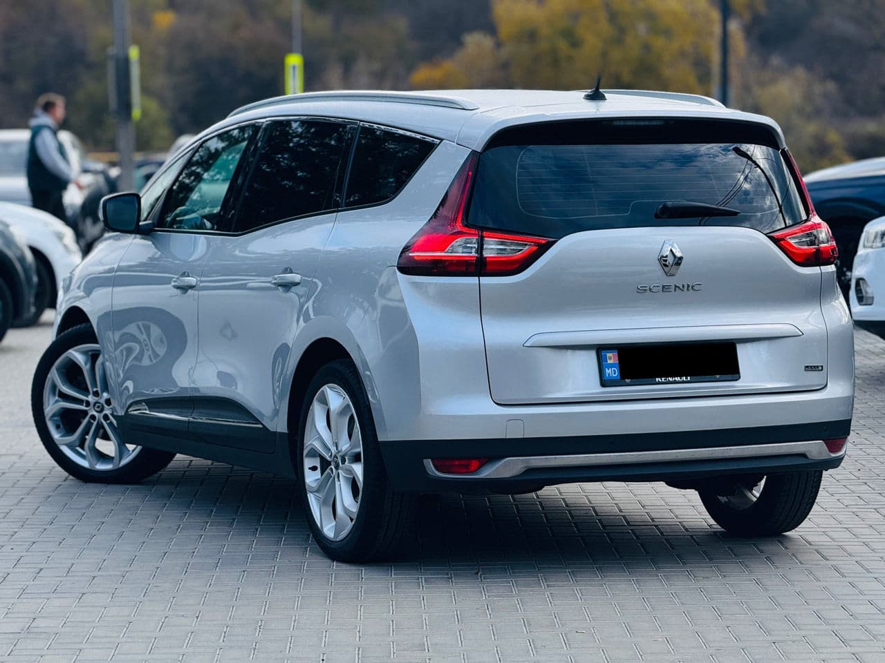 Renault Grand Scenic 2017 — Миниатюра 4
