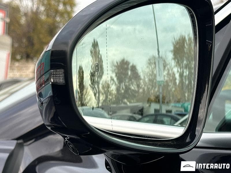 2024 Voyah Passion — Miniatură 19