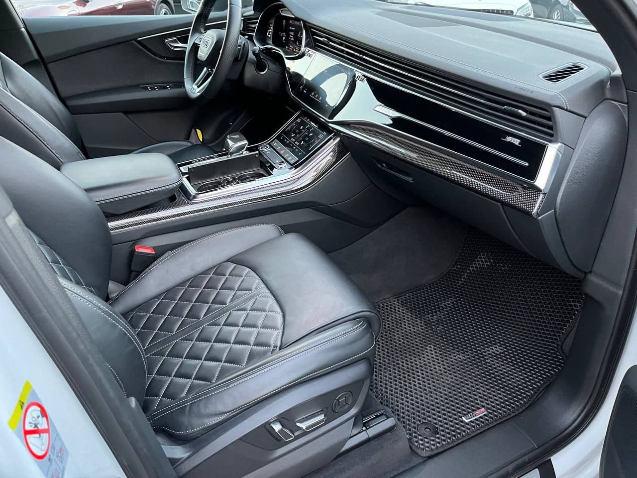 Audi Q7 2023 — Миниатюра 7