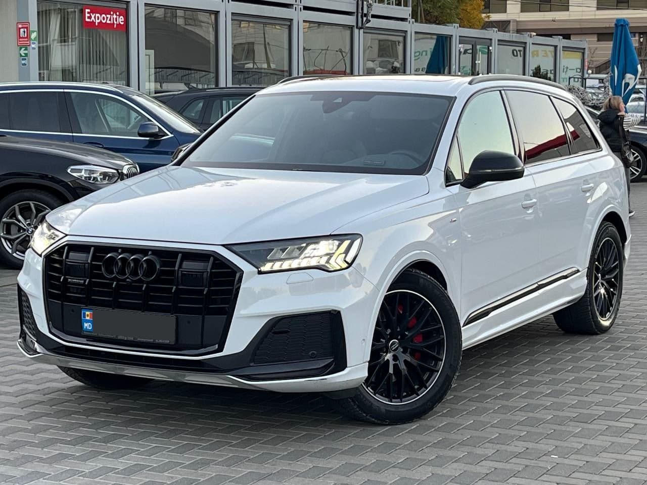 Audi Q7 2023 — Миниатюра 3