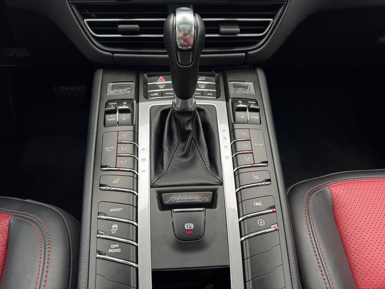 Porsche Macan 2019 — Миниатюра 16