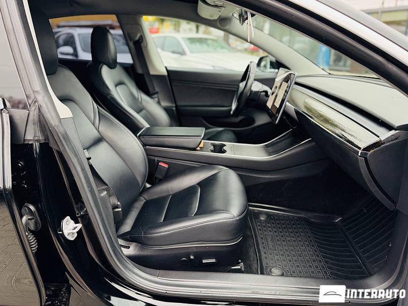 Tesla Model 3 2019 — Миниатюра 13