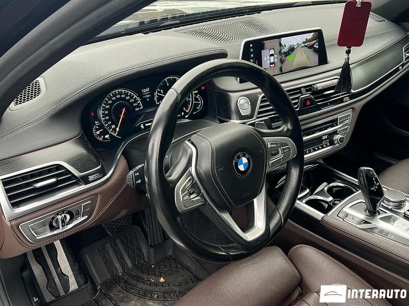 BMW 730 2016 — Миниатюра 9