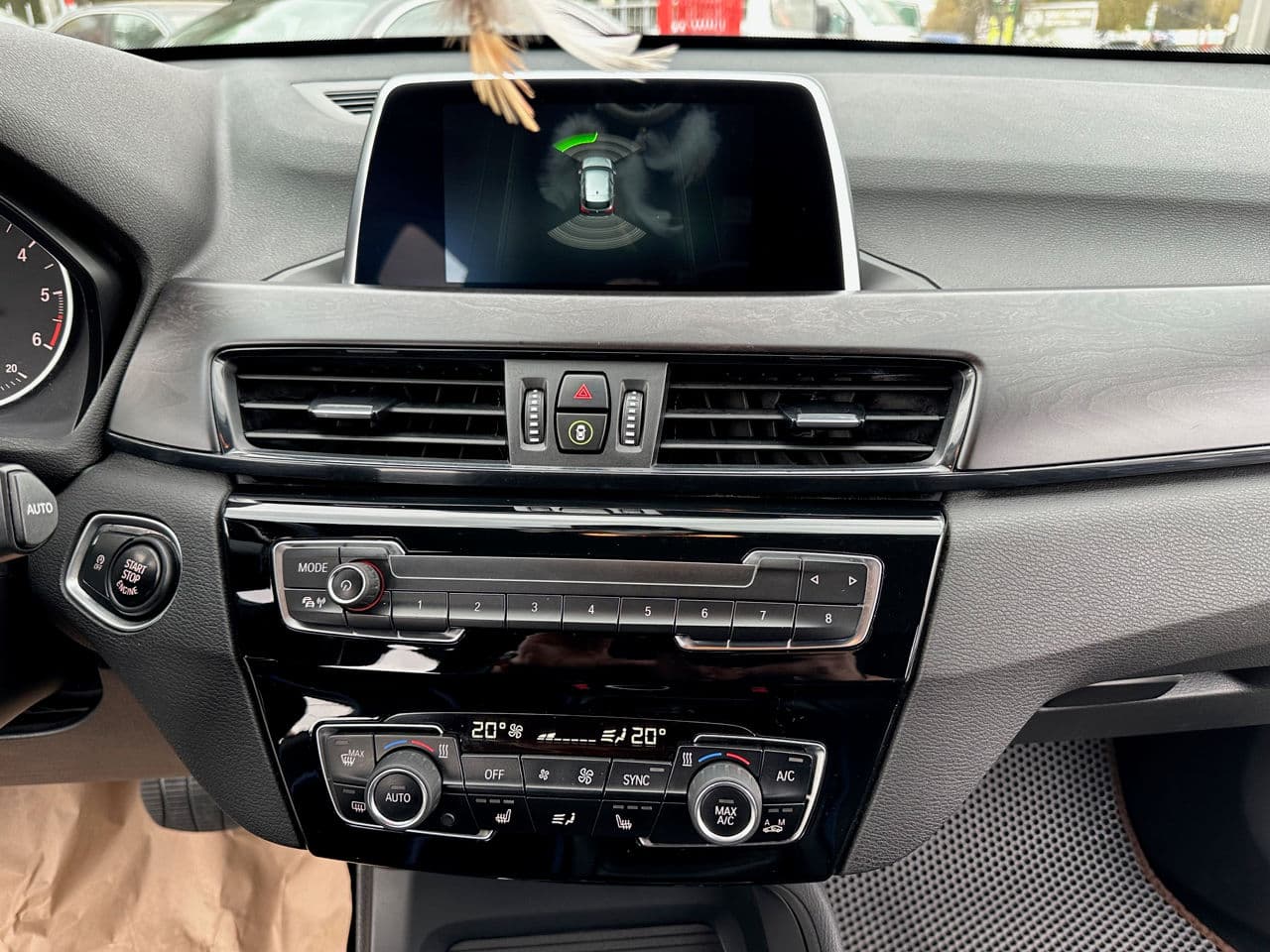 2017 BMW X1 1.8D — Miniatură 11