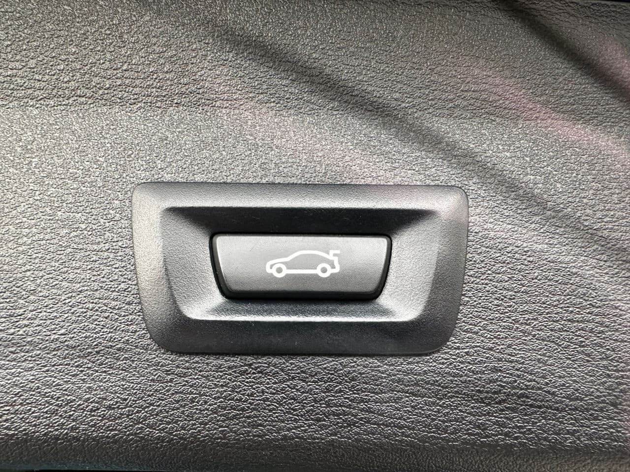 2017 BMW X1 1.8D — Miniatură 17