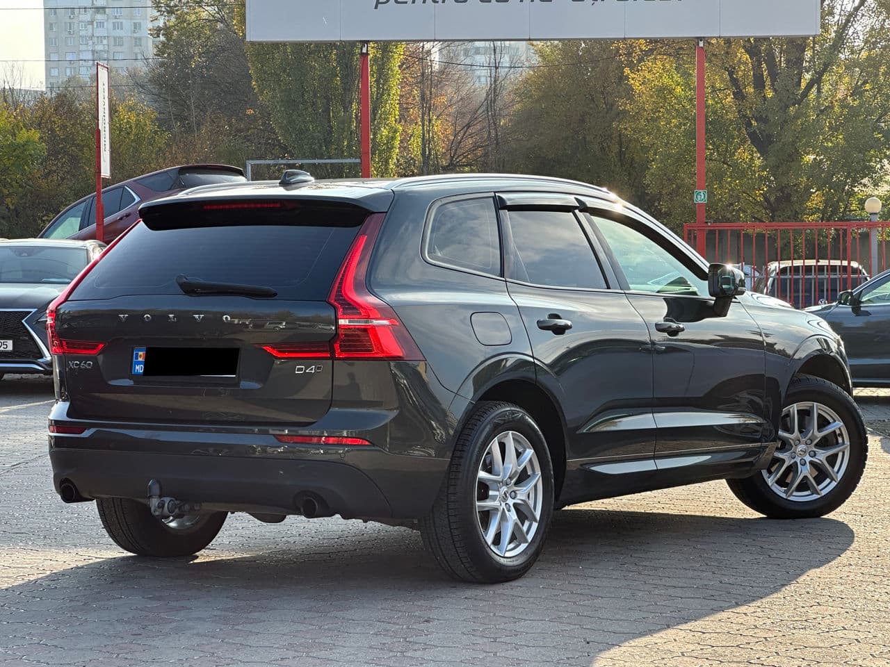 2017 Volvo XC 60 — Miniatură 3