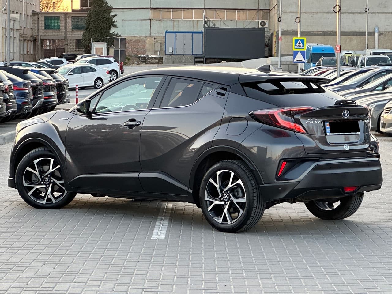 2018 Toyota C-HR — Miniatură 4