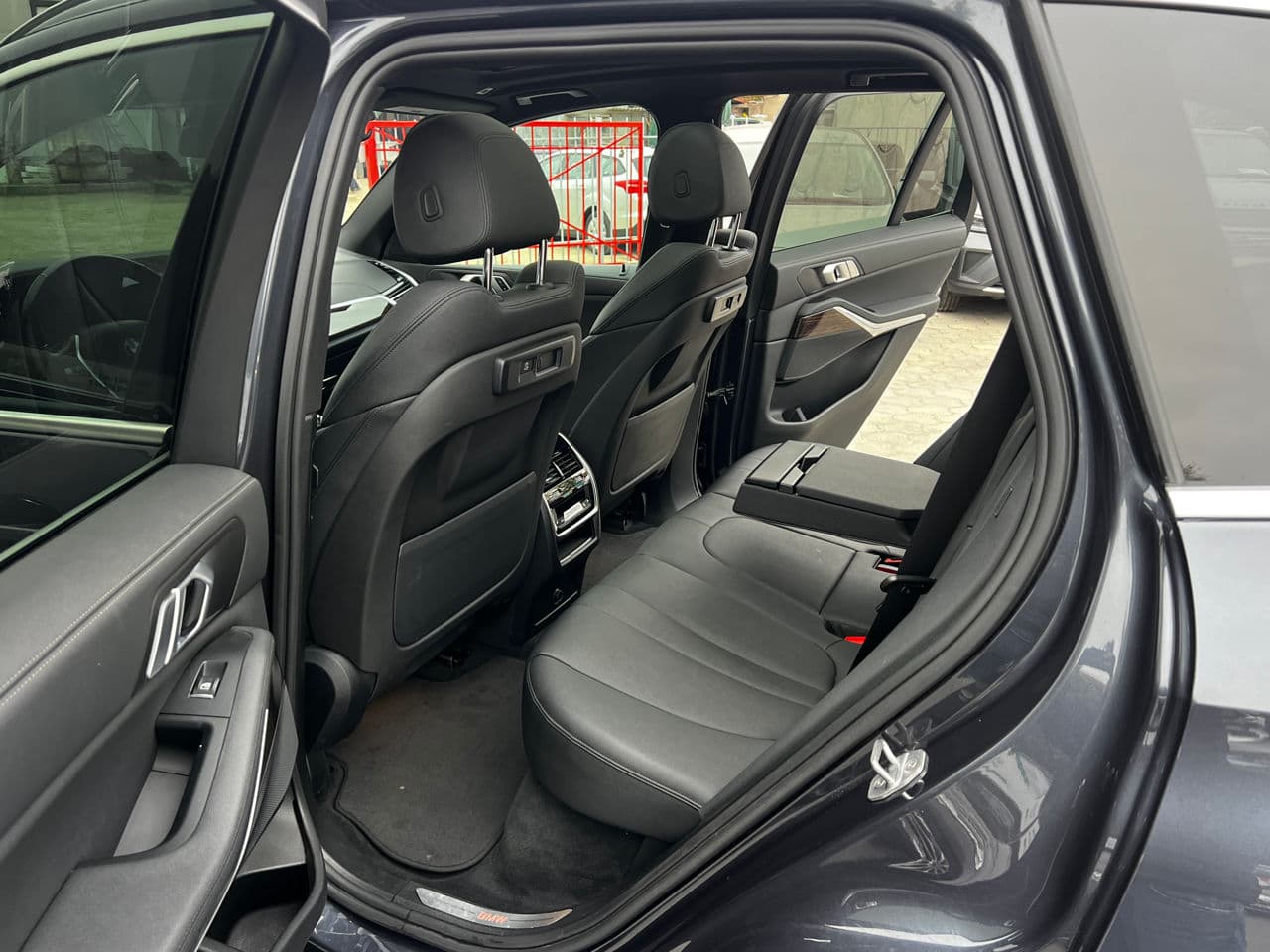 2020 BMW X5 4.0i — Miniatură 17