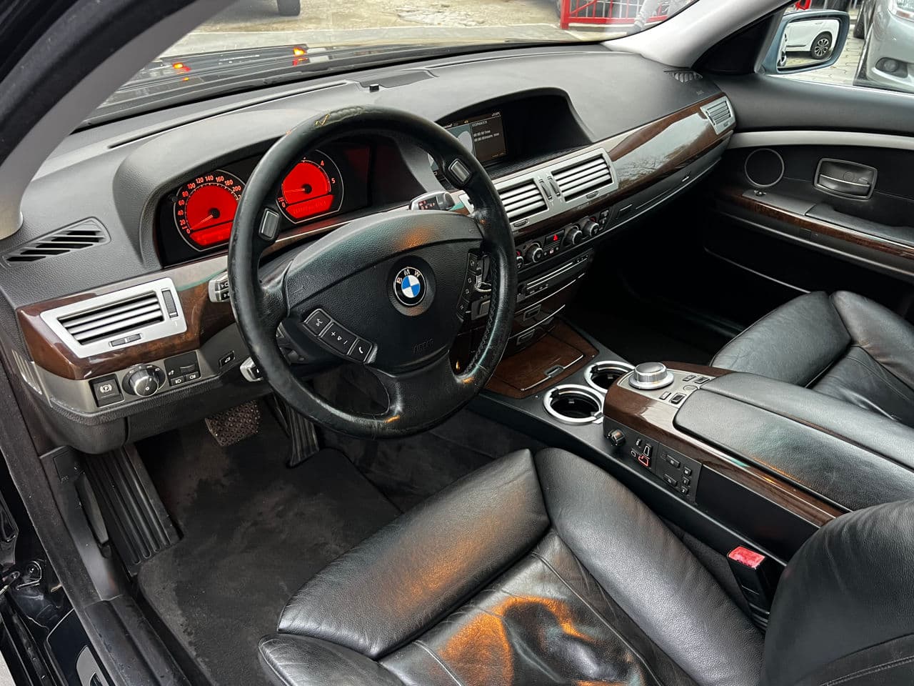 BMW 745 2005 — Миниатюра 5