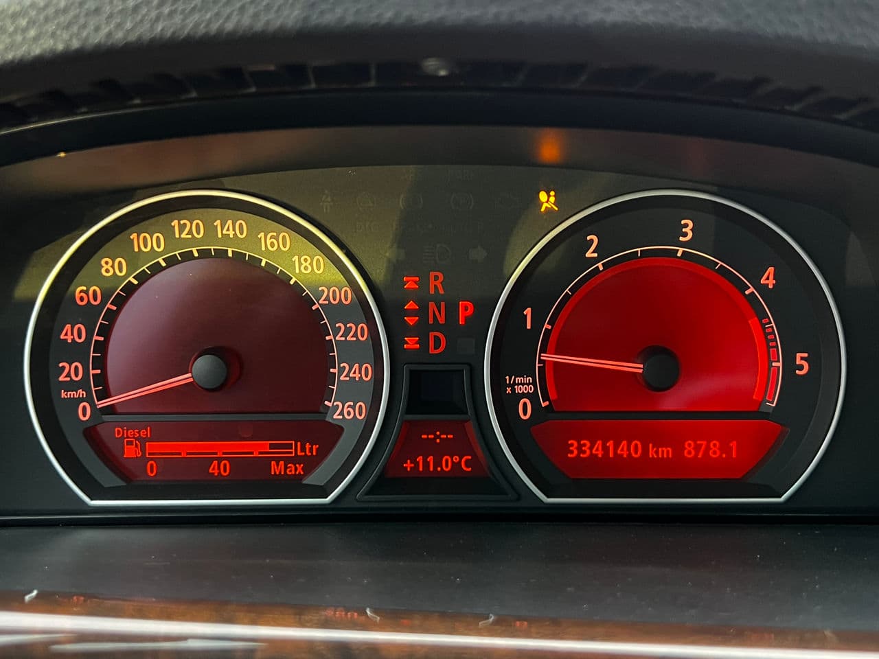 BMW 745 2005 — Миниатюра 12