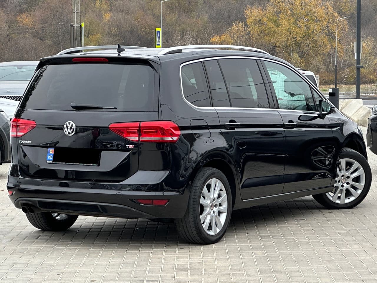 Volkswagen Touran 2016 — Миниатюра 3