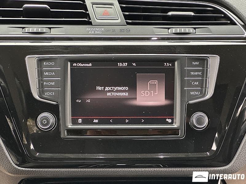Volkswagen Touran 2016 — Миниатюра 9