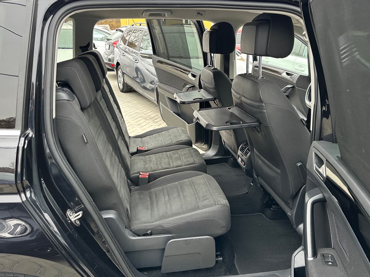 Volkswagen Touran 2016 — Миниатюра 15