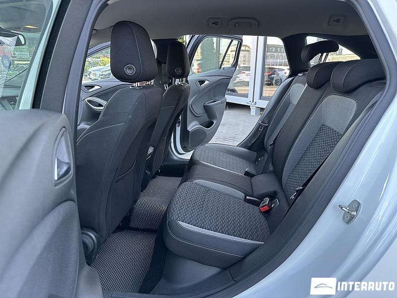 Opel Astra 2020 — Миниатюра 12