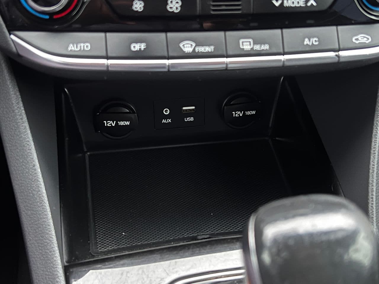 Hyundai Ioniq 2019 — Миниатюра 16