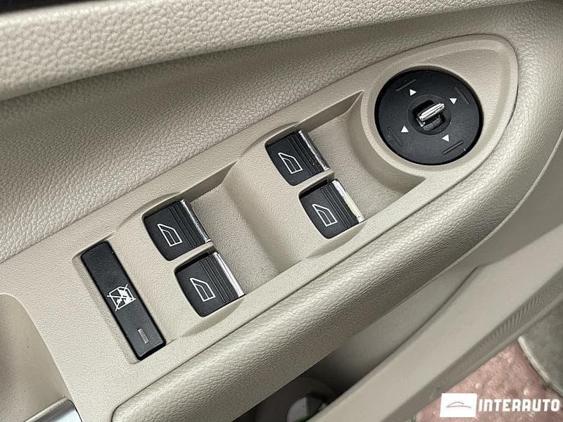 Ford C-MAX 2014 — Миниатюра 5