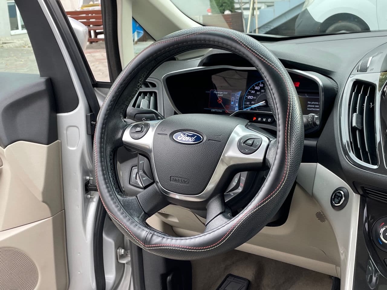 Ford C-MAX 2014 — Миниатюра 9