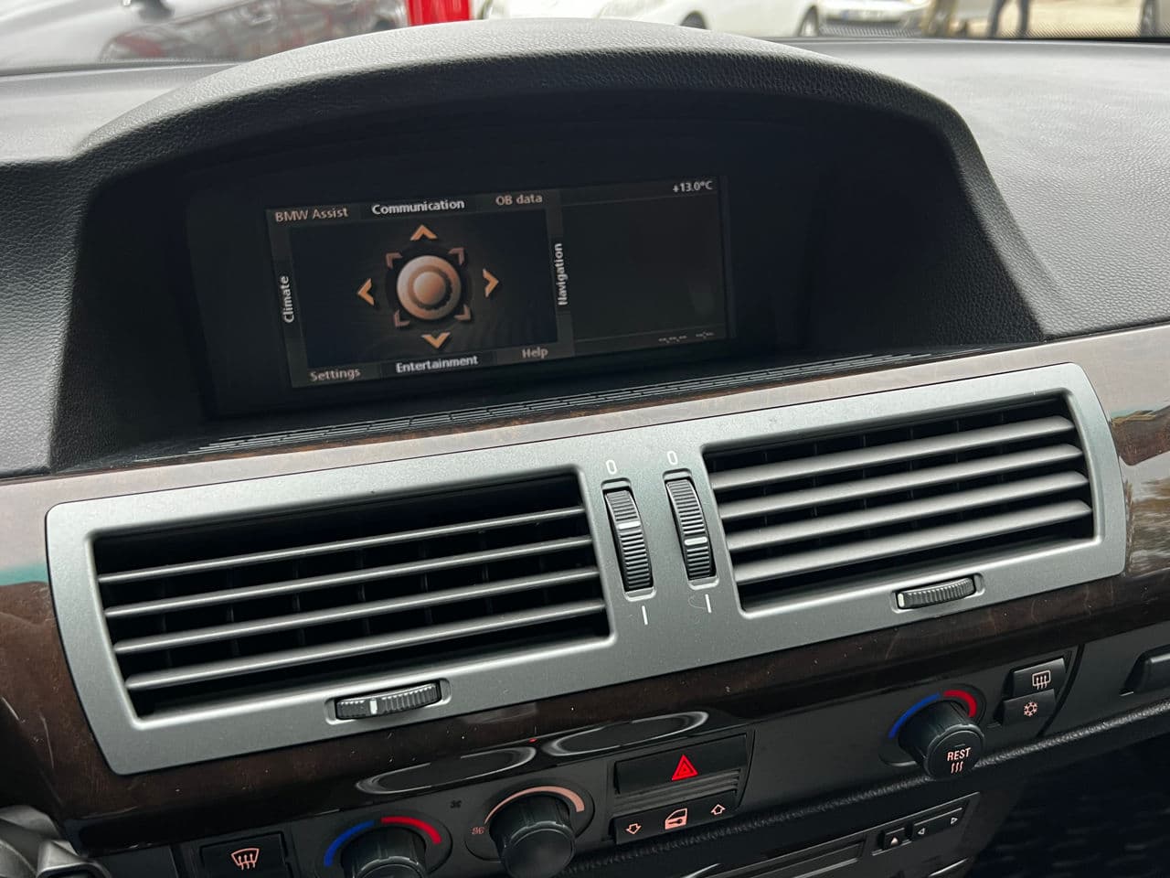 BMW 730 2004 — Миниатюра 8