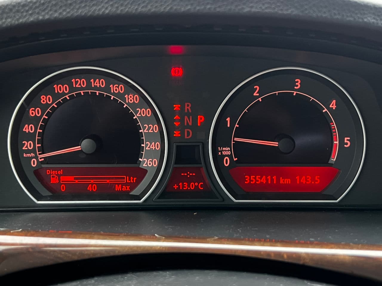BMW 730 2004 — Миниатюра 7