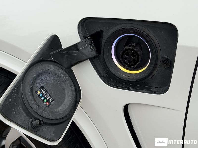 2016 BMW X5 4.0e — Miniatură 22