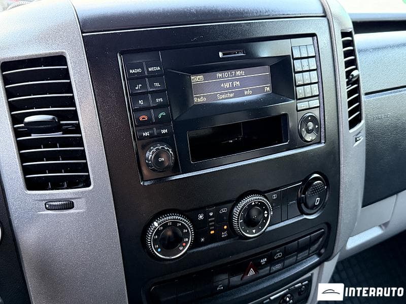 Volkswagen Crafter 2014 — Миниатюра 9