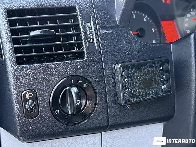 Volkswagen Crafter 2014 — Миниатюра 12