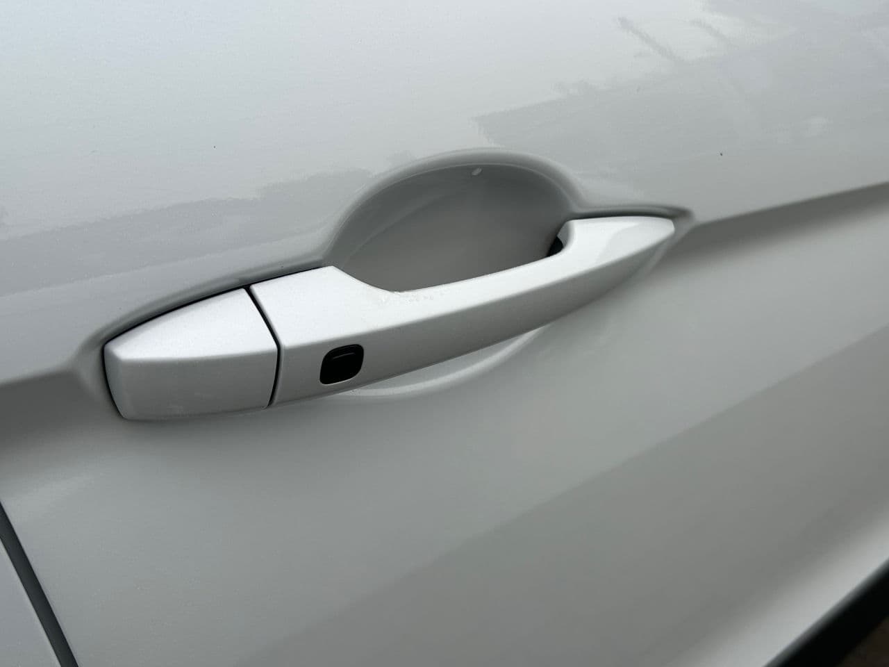 Mitsubishi Eclipse Cross 2022 — Миниатюра 5