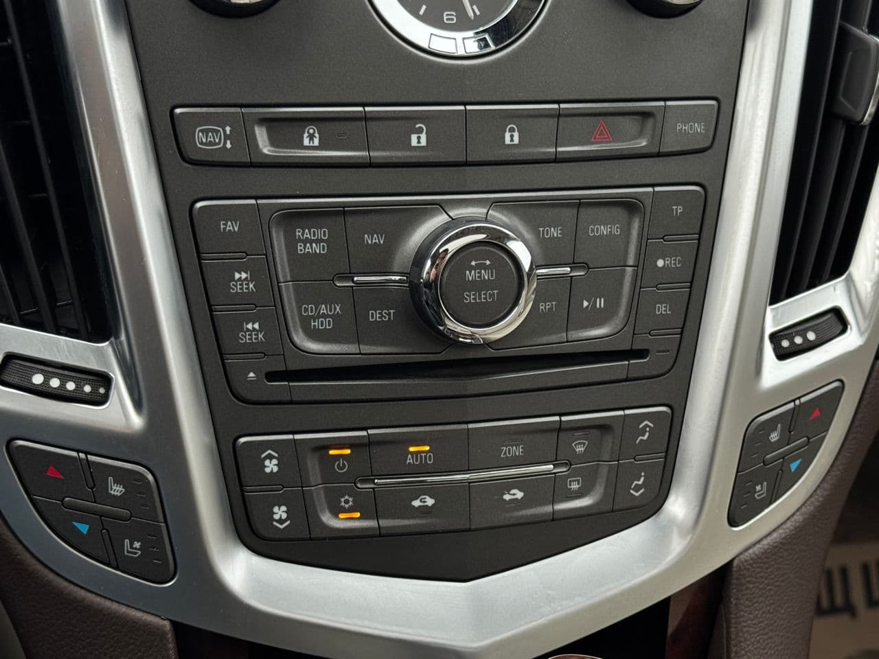 Cadillac SRX 2011 — Миниатюра 11
