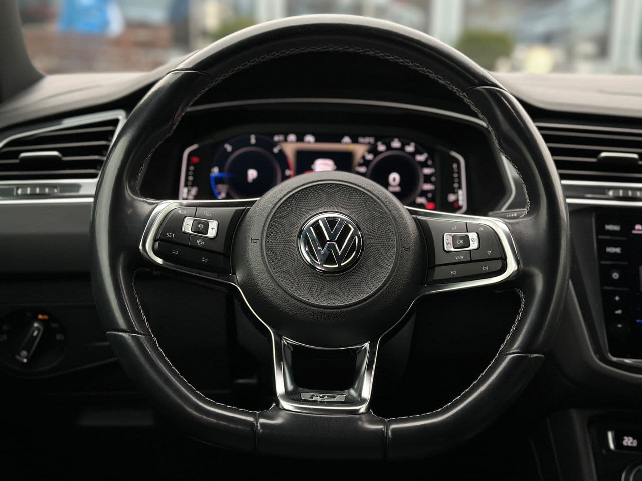 Volkswagen Tiguan 2020 — Миниатюра 13