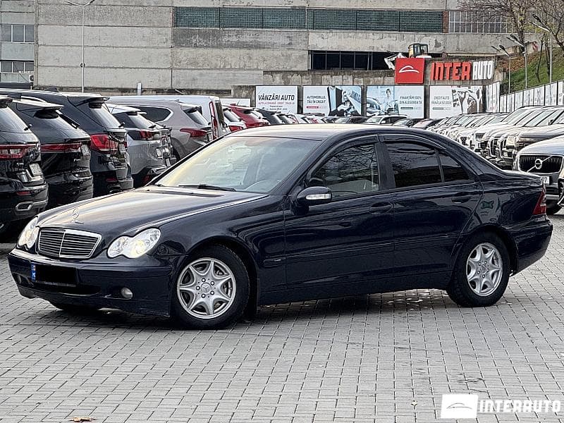 Mercedes C 220 2003 — Миниатюра 2