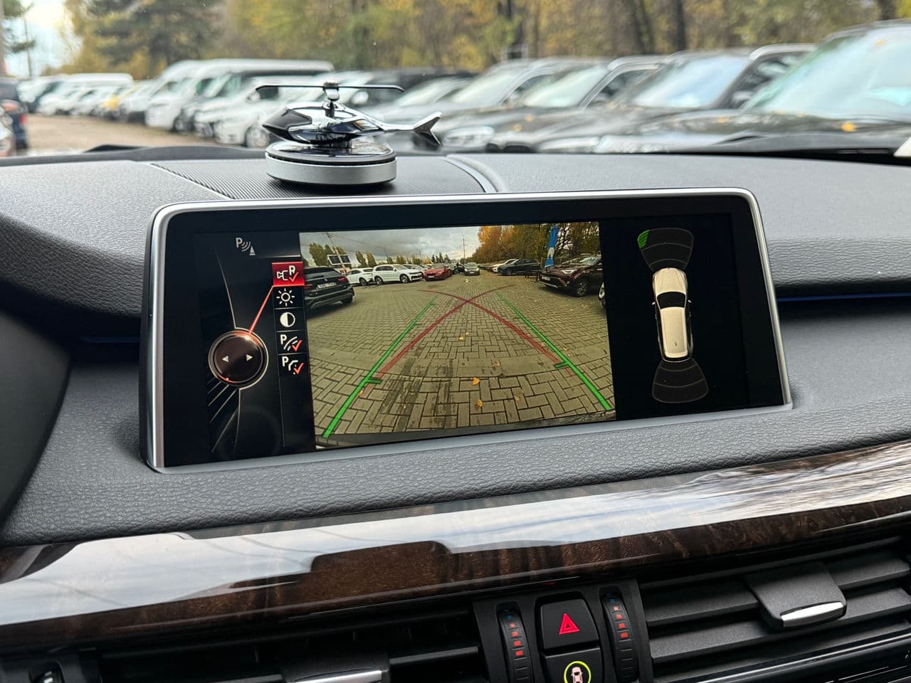 2016 BMW X5 4.0e — Miniatură 14