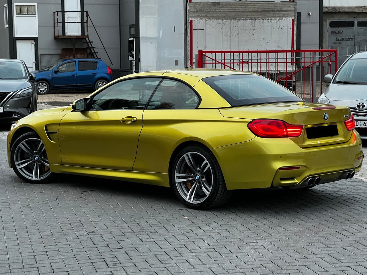 BMW M4 2015 — Миниатюра 4