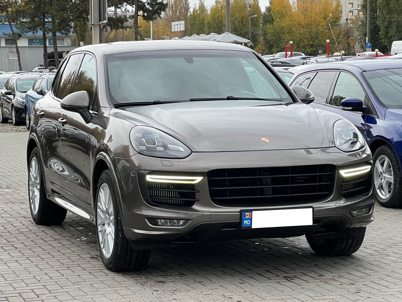 Porsche Cayenne 2014 — Миниатюра 3