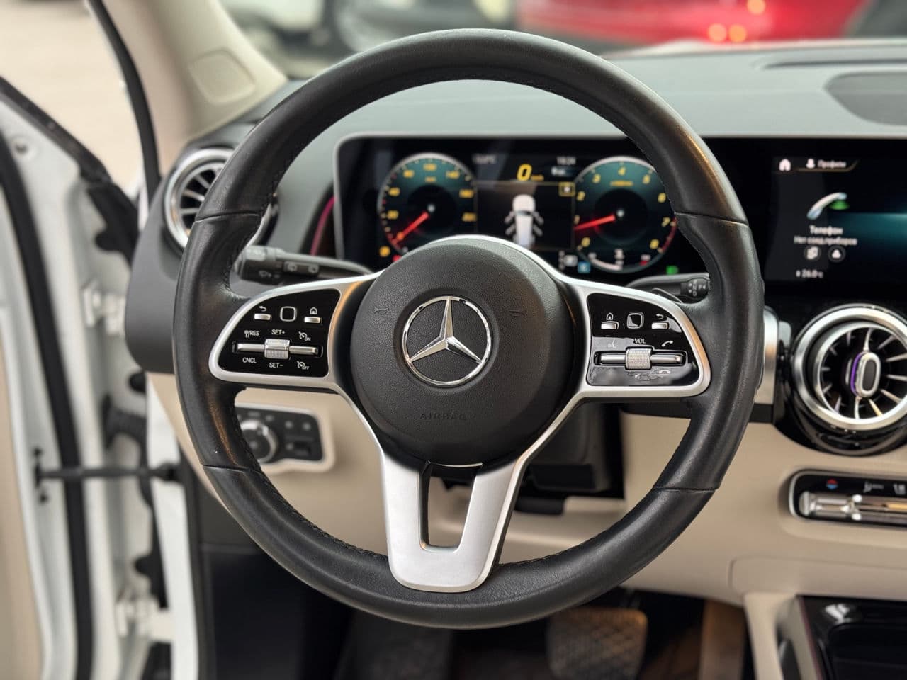 Mercedes GLB 250 2020 — Миниатюра 7