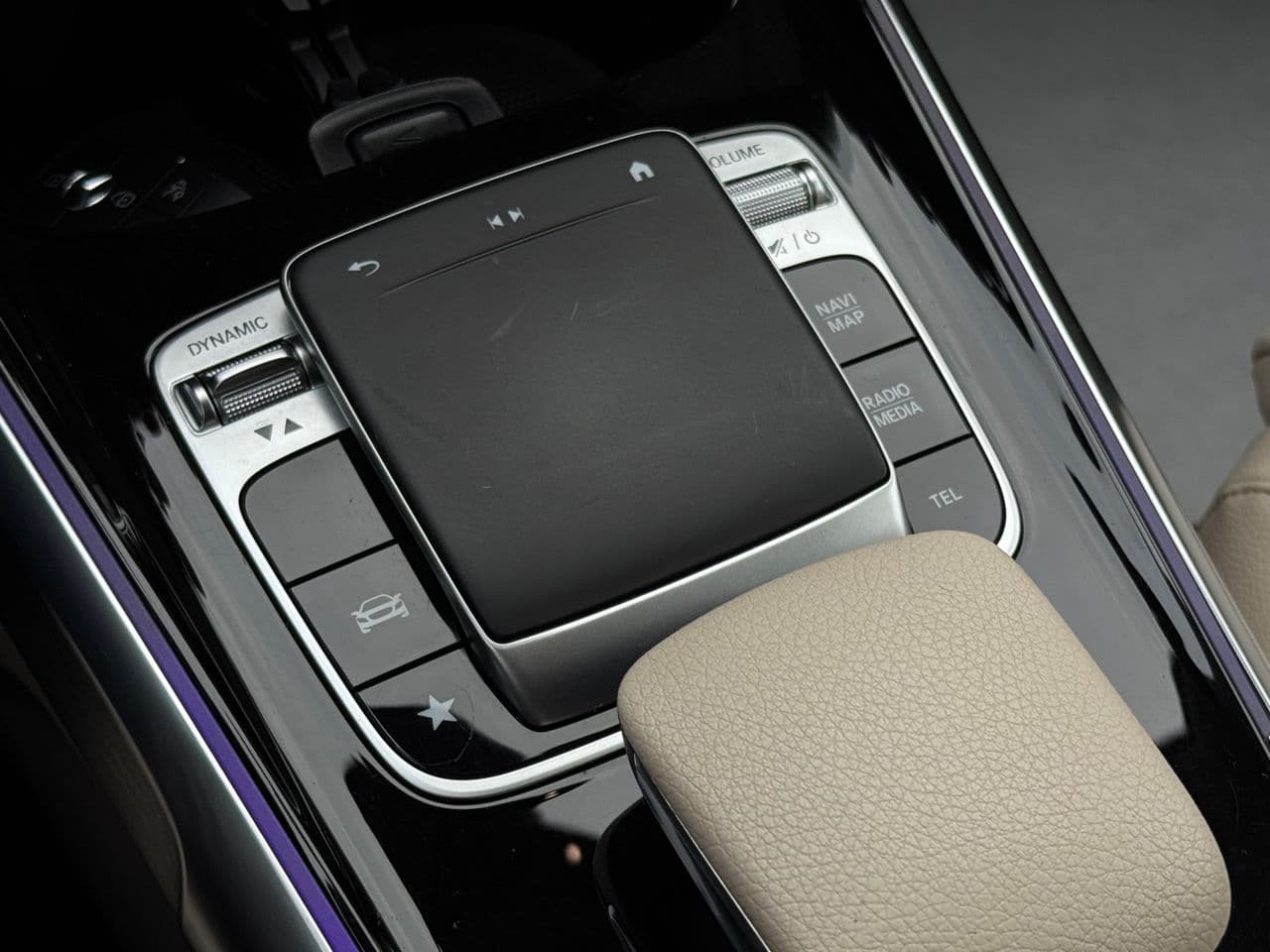 Mercedes GLB 250 2020 — Миниатюра 13