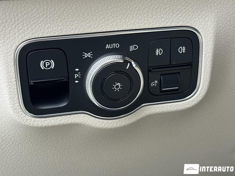 Mercedes GLB 250 2020 — Миниатюра 22