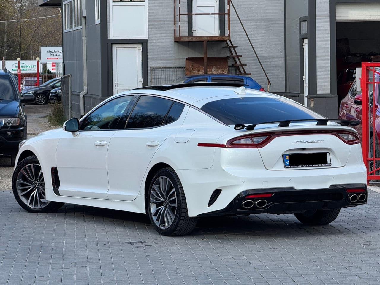 Kia Stinger 2018 — Миниатюра 4