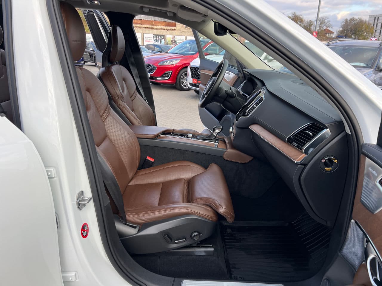 Volvo XC 90 2017 — Миниатюра 20