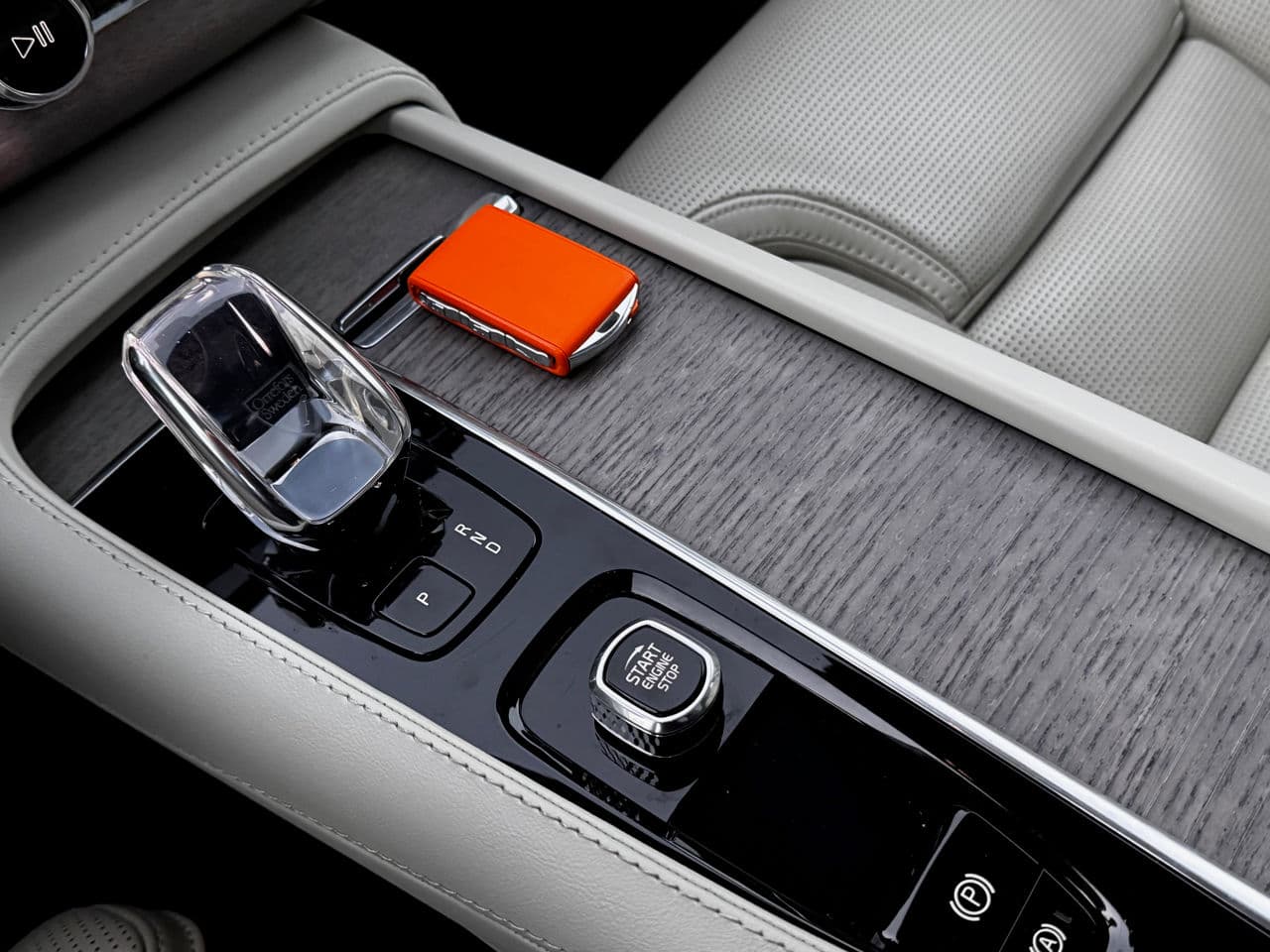 Volvo XC 90 2022 — Миниатюра 16