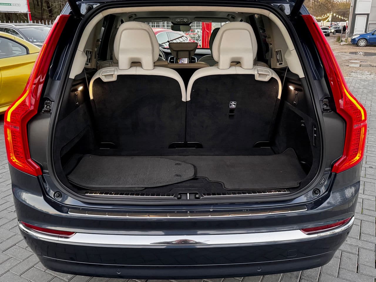 Volvo XC 90 2022 — Миниатюра 20