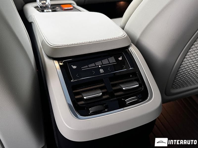 Volvo XC 90 2022 — Миниатюра 18