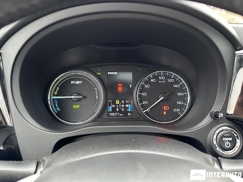 Mitsubishi Outlander 2014 — Миниатюра 9