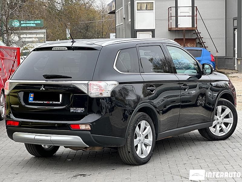 Mitsubishi Outlander 2014 — Миниатюра 3