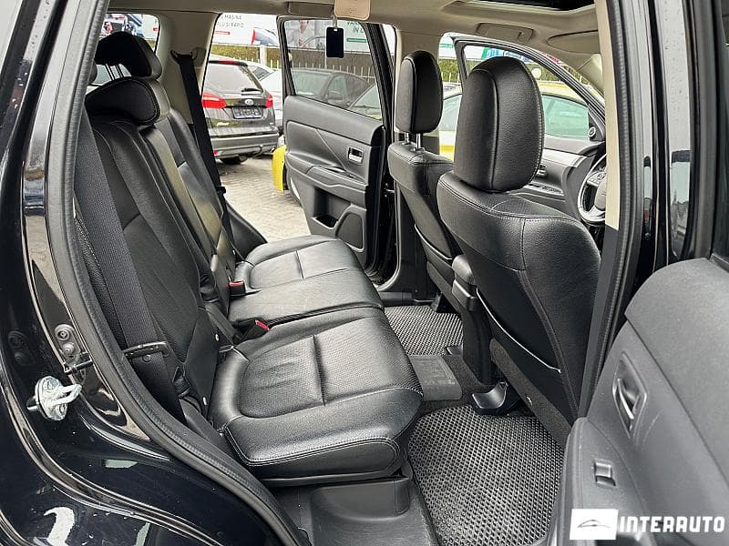 Mitsubishi Outlander 2014 — Миниатюра 17