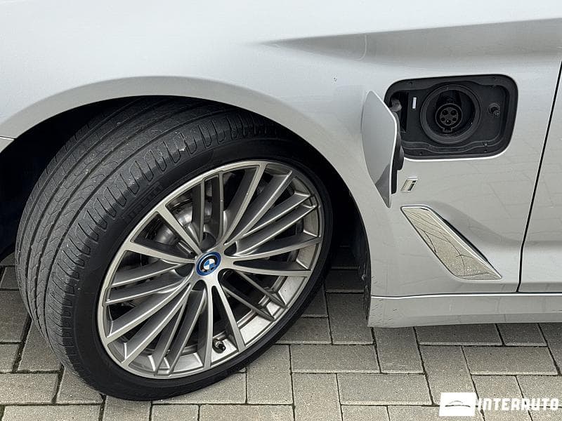 BMW 530e 2018 — Миниатюра 20