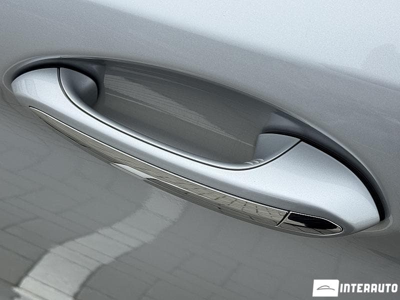 BMW 530e 2018 — Миниатюра 19