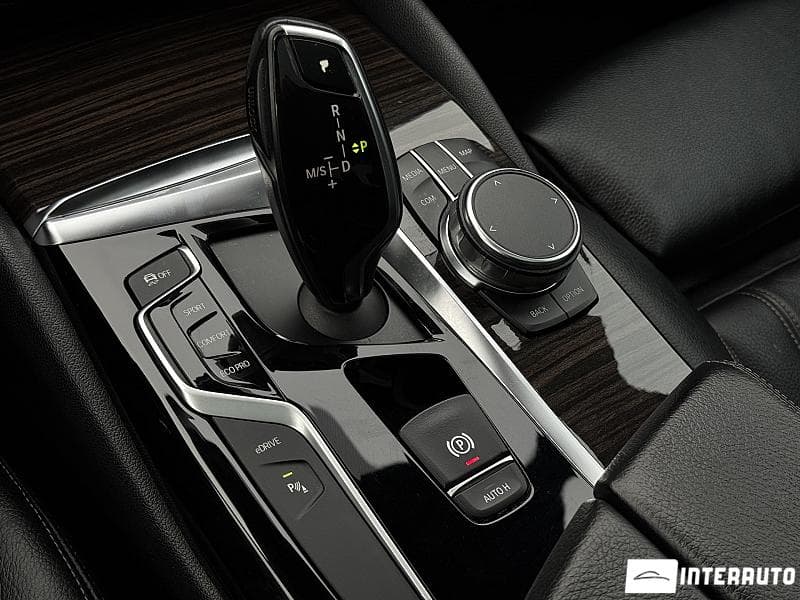 BMW 530e 2018 — Миниатюра 13