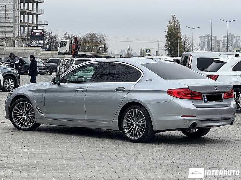 BMW 530e 2018 — Миниатюра 4
