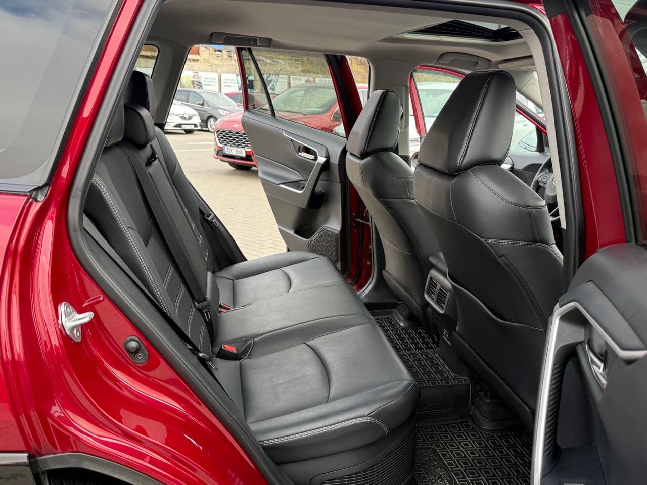Toyota Rav-4 2021 — Миниатюра 15