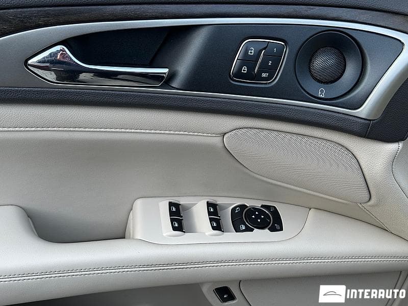 Lincoln MKZ 2018 — Миниатюра 15